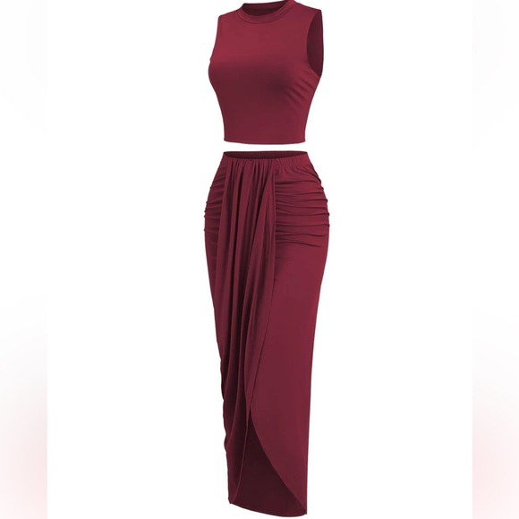 Lulus Dresses & Skirts - Crop and Maxi set